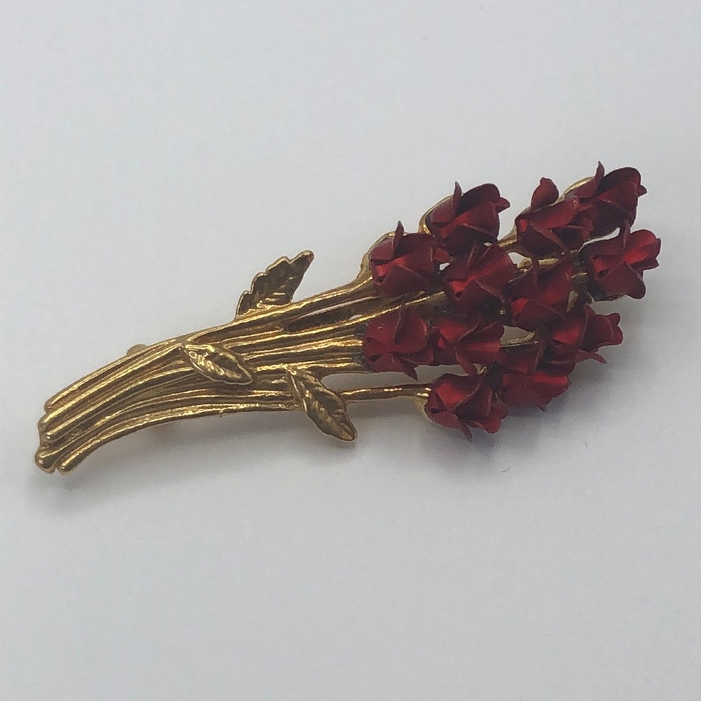 Elegant Gold and Red Floral Brooch Marked W Frederick Weingeroff